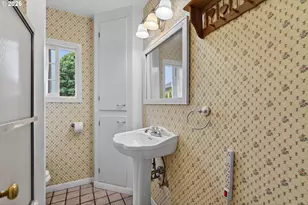 102 Nelson Ave, Kelso, WA 98626 - Photo 3
