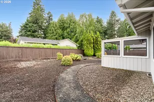 16680 SW Queen Anne Ave, Portland, OR 97224 - Photo 21