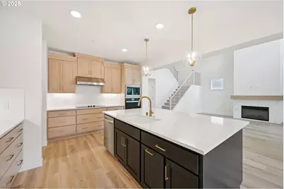 310 W 20th Way, La Center, WA 98629 - Photo 23