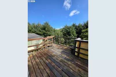 94136 Rink Creek Ln, Coquille, OR 97423 - Photo 17