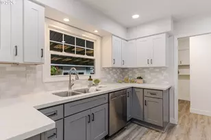 1103 E Main St, Hillsboro, OR 97123 - Photo 13