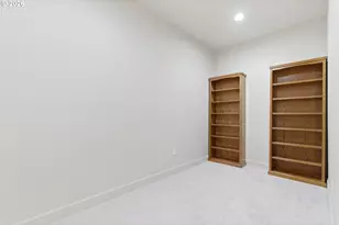 707 N Hayden Island Dr, Portland, OR 97217 - Photo 33
