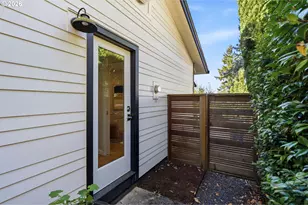 16953 Greentree Ave, Lake Oswego, OR 97034 - Photo 47
