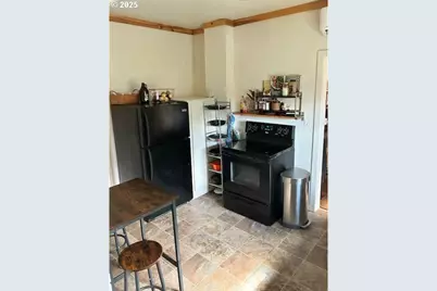 107 W 4th St, Wallowa, OR 97885 - Photo 23