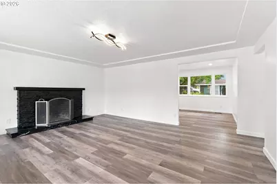 226 SE 157th Ave, Portland, OR 97233 - Photo 5