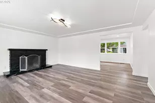 226 SE 157th Ave, Portland, OR 97233 - Photo 5