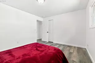 226 SE 157th Ave, Portland, OR 97233 - Photo 17