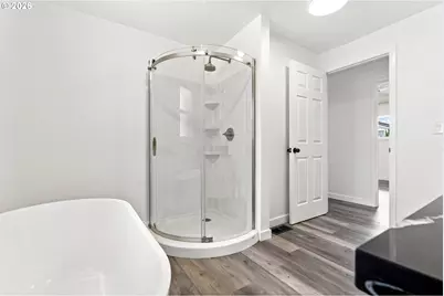 226 SE 157th Ave, Portland, OR 97233 - Photo 11