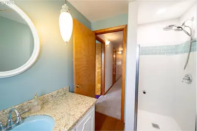 1090 SE 3rd Ave, Mill City, OR 97360 - Photo 19