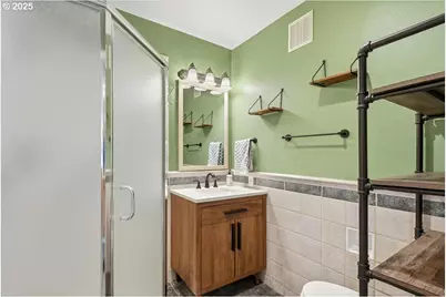 11411 NE 119th St, Vancouver, WA 98662 - Photo 13