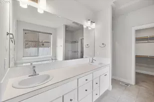 15852 SE Tallina Dr, Damascus, OR 97089 - Photo 21