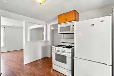 2685 E St, Springfield, OR 97477 - Photo 13
