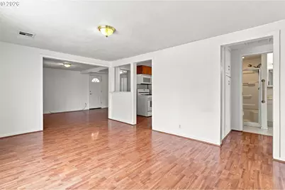 2685 E St, Springfield, OR 97477 - Photo 11