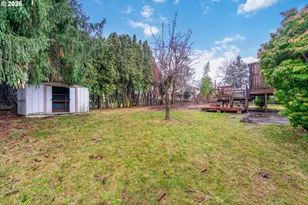 13122 NE Morris Ct, Portland, OR 97230 - Photo 35