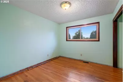 13122 NE Morris Ct, Portland, OR 97230 - Photo 19