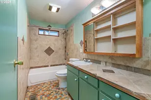 13122 NE Morris Ct, Portland, OR 97230 - Photo 23