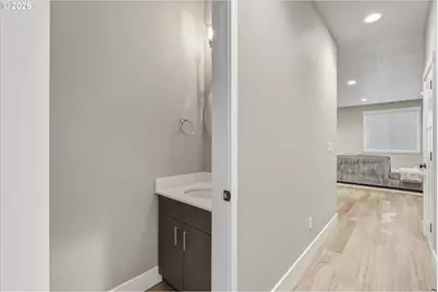 352 Cemetery Rd, Castle Rock, WA 98611 - Photo 5