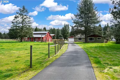 16454 S Highway 211, Molalla, OR 97038 - Photo 1