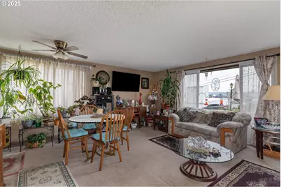 110 W C St, Rainier, OR 97048 - Photo 3