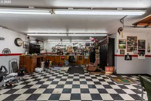 110 W C St, Rainier, OR 97048 - Photo 9