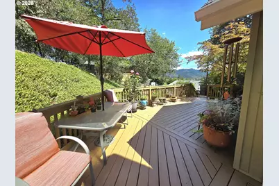 728 NW Morrison Ave, Myrtle Creek, OR 97457 - Photo 11