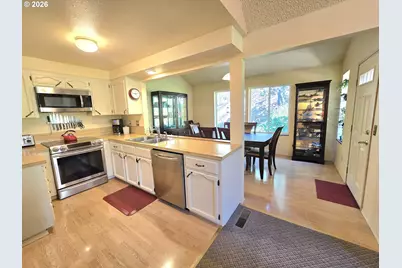 728 NW Morrison Ave, Myrtle Creek, OR 97457 - Photo 19