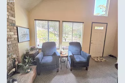 728 NW Morrison Ave, Myrtle Creek, OR 97457 - Photo 15