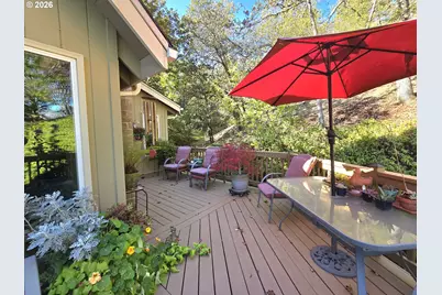 728 NW Morrison Ave, Myrtle Creek, OR 97457 - Photo 41