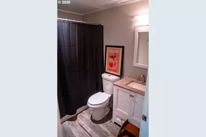 1305 Tucker Rd, Hood River, OR 97031 - Photo 15