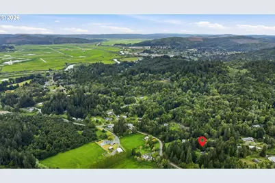 56671 Cougar Rd, Coquille, OR 97423 - Photo 47