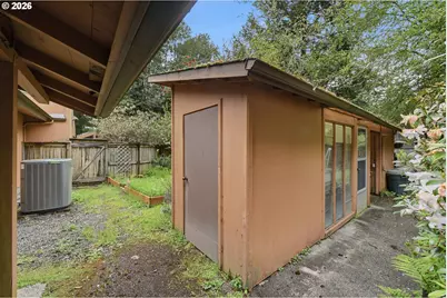 56671 Cougar Rd, Coquille, OR 97423 - Photo 39