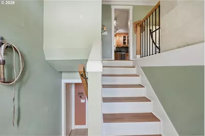 808 NE 108th St, Vancouver, WA 98685 - Photo 5