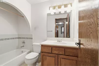 7250 SW 28th Ct, Beaverton, OR 97008 - Photo 23