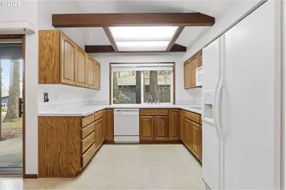 7250 SW 28th Ct, Beaverton, OR 97008 - Photo 15