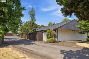 1825 NE Roberts Ave, Gresham, OR 97030 - Photo 25