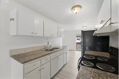 1825 NE Roberts Ave, Gresham, OR 97030 - Photo 11