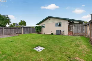 447 Maxwell Rd, Eugene, OR 97404 - Photo 39