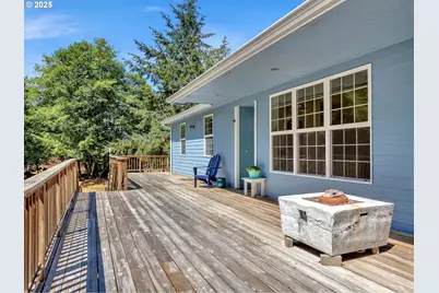 35111 Helligso Ln, Astoria, OR 97103 - Photo 27