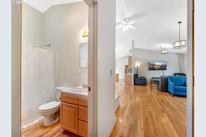 35111 Helligso Ln, Astoria, OR 97103 - Photo 17