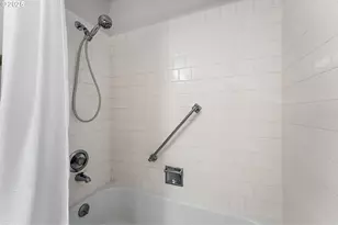 11510 SW Crown Dr, King City, OR 97224 - Photo 21