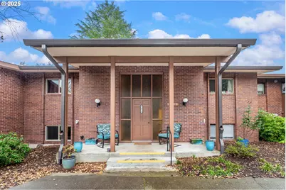 11510 SW Crown Dr #5, King City, OR 97224 - Photo 31