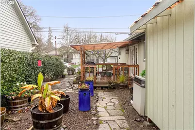 825 SW Walnut St, Albany, OR 97321 - Photo 27