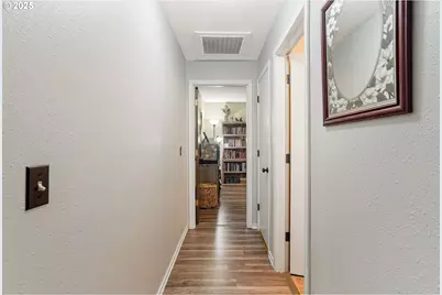 825 SW Walnut St, Albany, OR 97321 - Photo 11