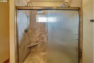 1070 S Coral St, Rockaway Beach, OR 97136 - Photo 17