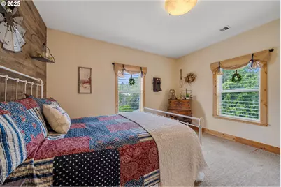 1070 S Coral St, Rockaway Beach, OR 97136 - Photo 19