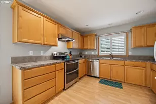 5704 SE Lexington St, Portland, OR 97206 - Photo 11
