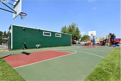 626 SW Philadelphia Way #176, Beaverton, OR 97006 - Photo 27