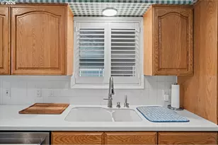 1414 19th Ave, Longview, WA 98632 - Photo 13