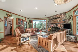 309 Granite St, Ashland, OR 97520 - Photo 7