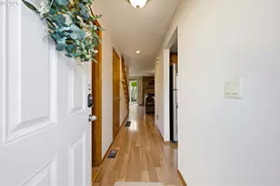 3230 NE 29th St, Gresham, OR 97030 - Photo 5